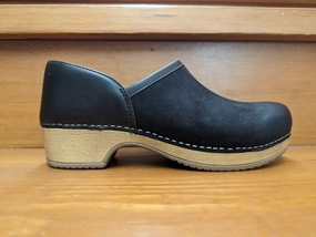 Dansko Brenna Chocolate Burnished Comfortable insoles