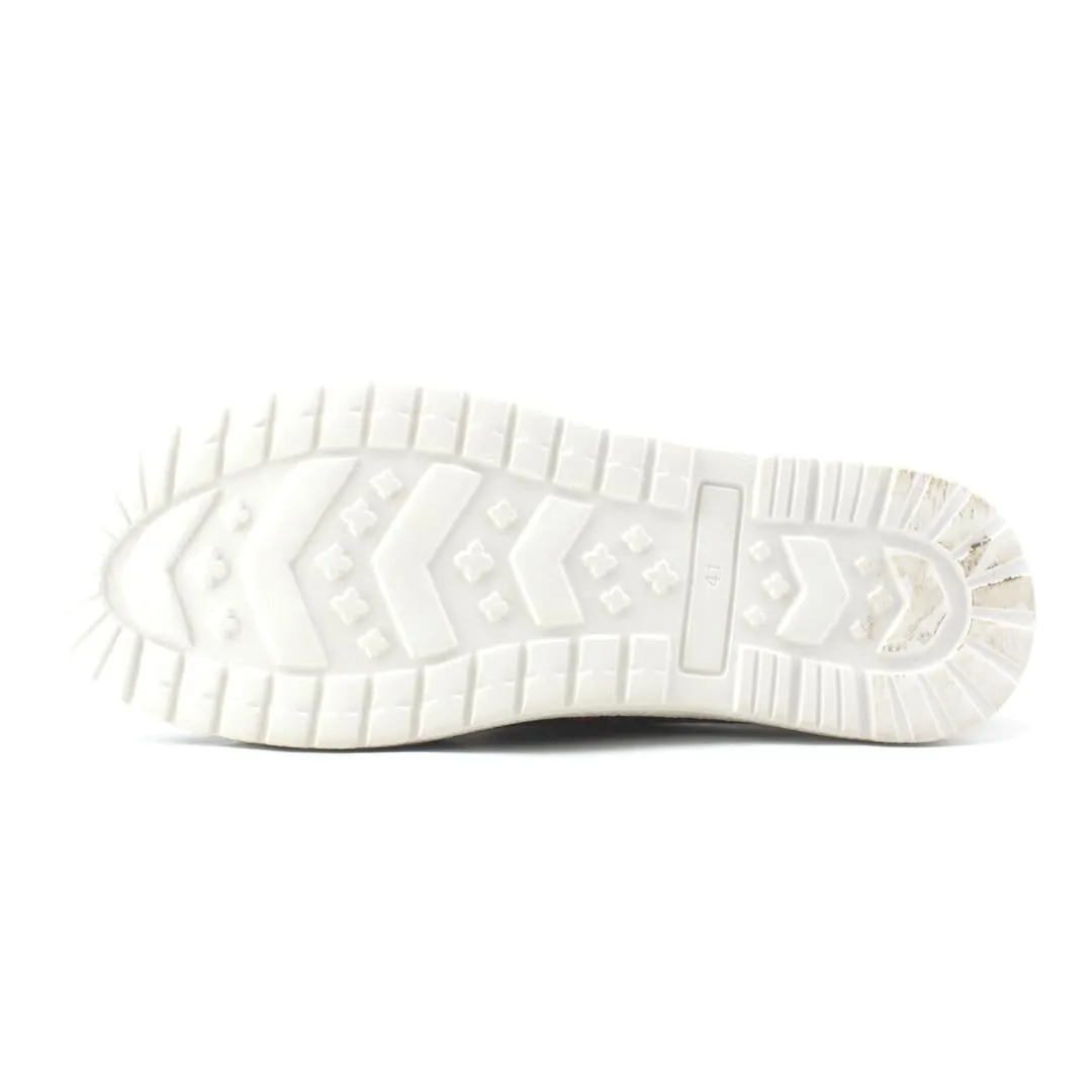 Casual Biking Shoes AMERICAN BRAND .