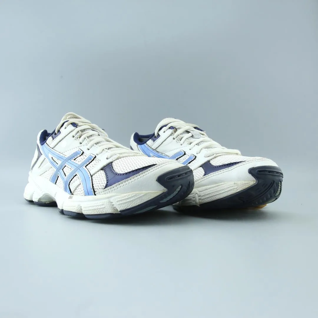 ASICS GEL-190 TR Running Shoes With Laces