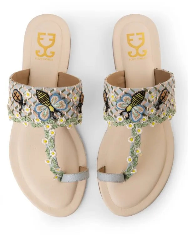 T-strap Flat Shoes Bee's Knees : Kolhas