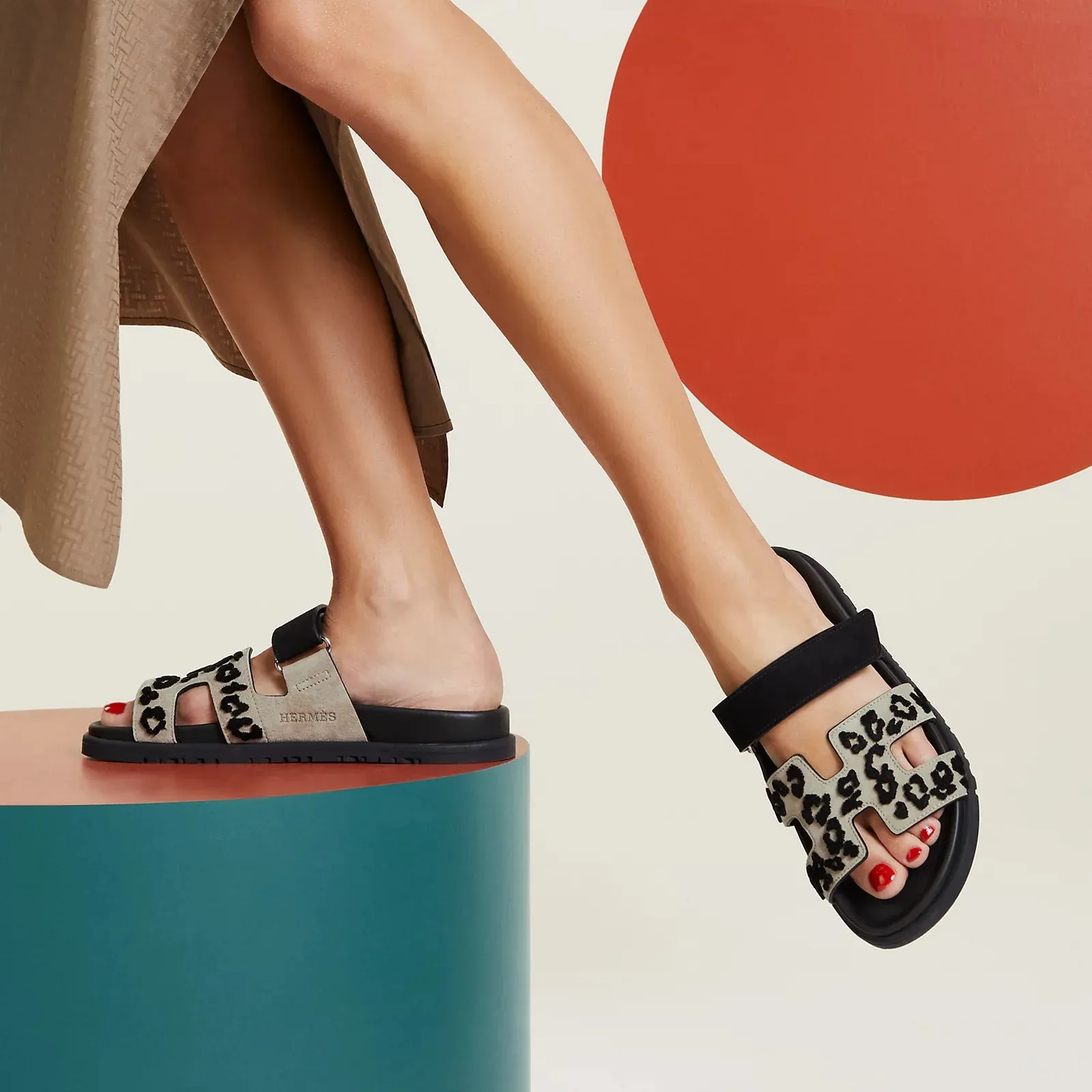 Chypre Sandal - Beige Esquisse / Noir Asics Tennis Shoes Size 10