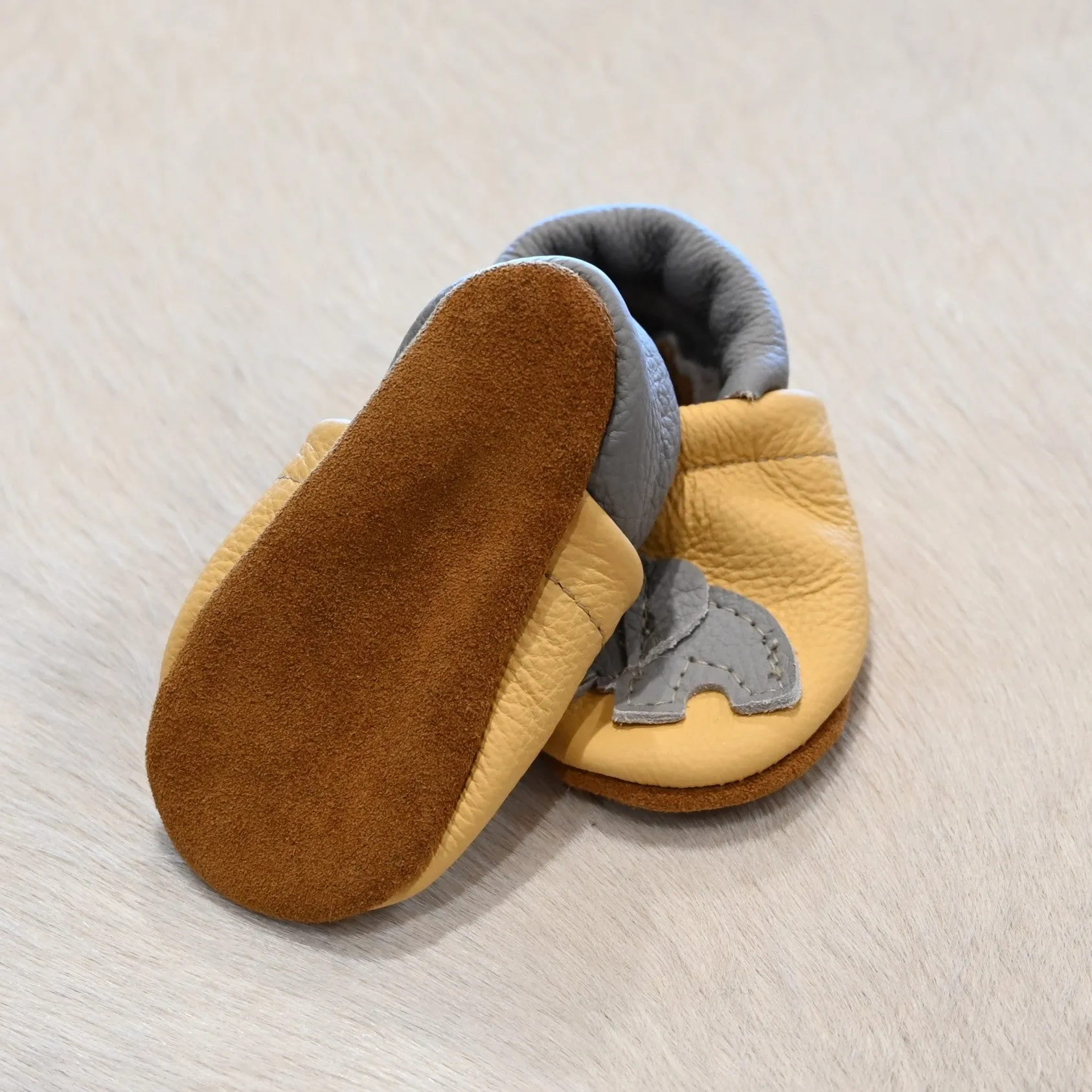 True Religion House Slippers Starry Knight Yellow Elephant