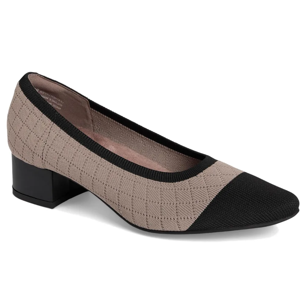 Dress Shoe Shoes David Tate Carla Taupe/Black Stretch Pump (Women's)
