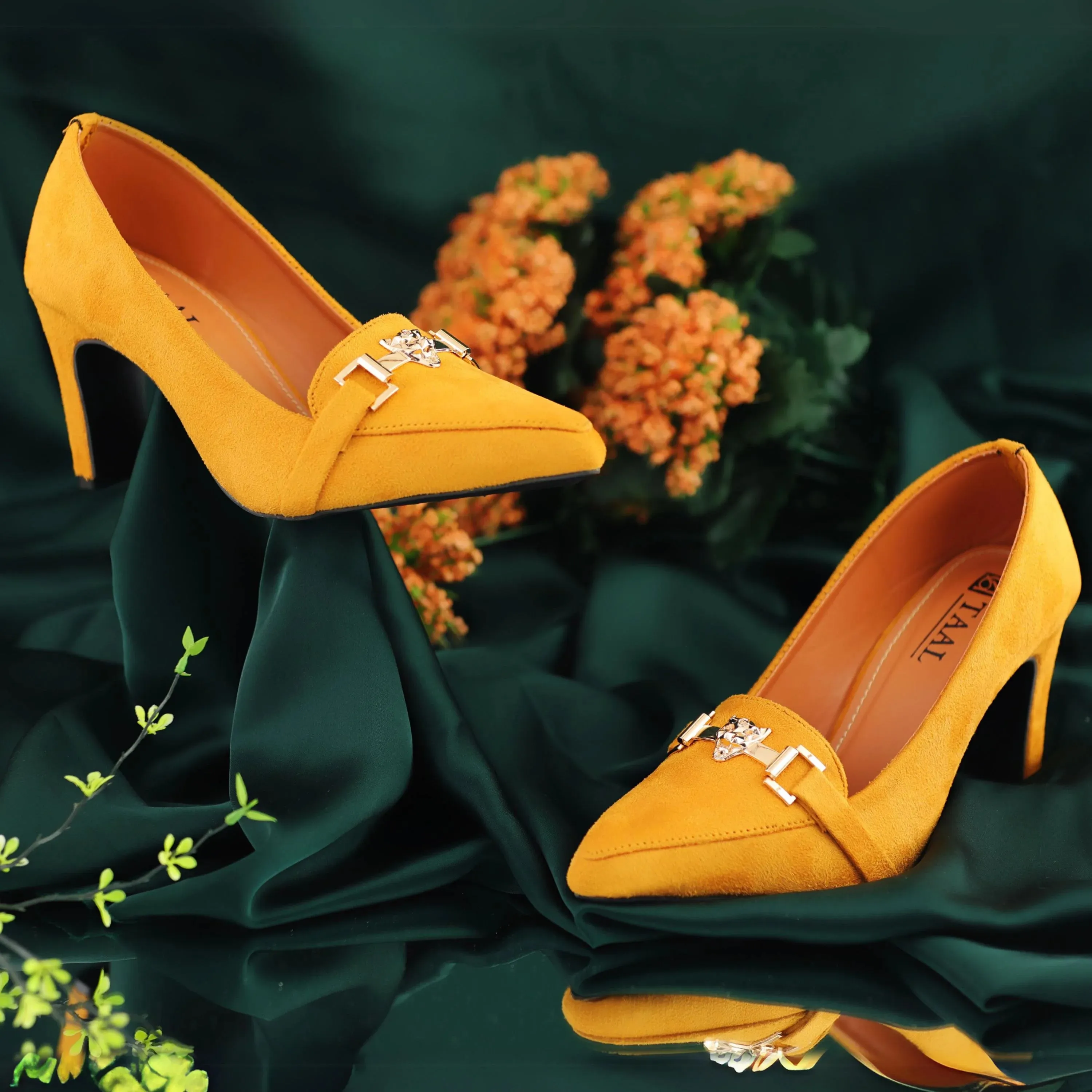 Golf Shoes Asics Debon Yellow women court shoes