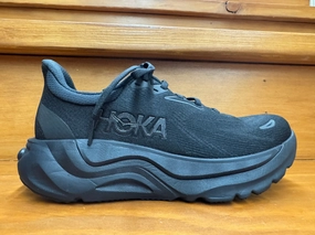 Hoka Arahi 8 Black/Black 1168690-BBLC & 1168710-BBLC Anti - fatigue hook - and - loop running option