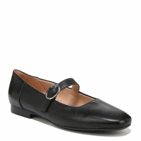 Women's Naturalizer, Kelly Flat Lightweight Casual Shoes