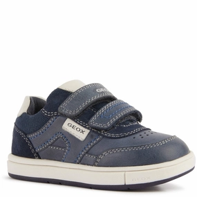 Geox Trottola Trainers running in park