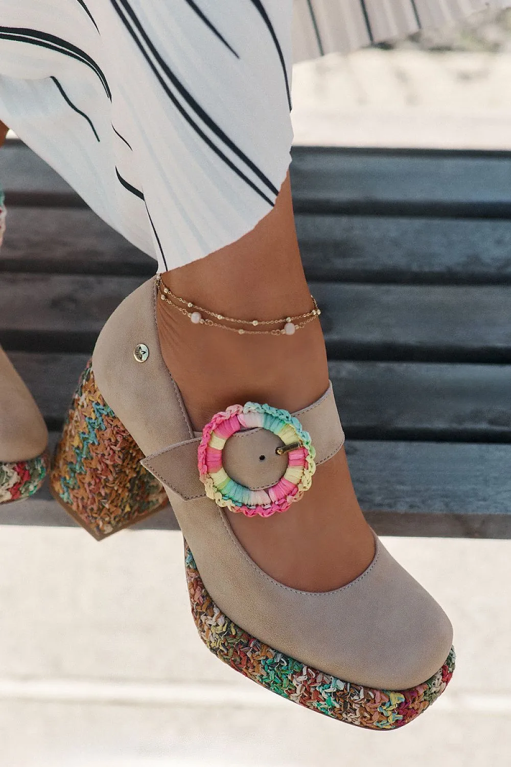 Block heel pumps Golden High Heel