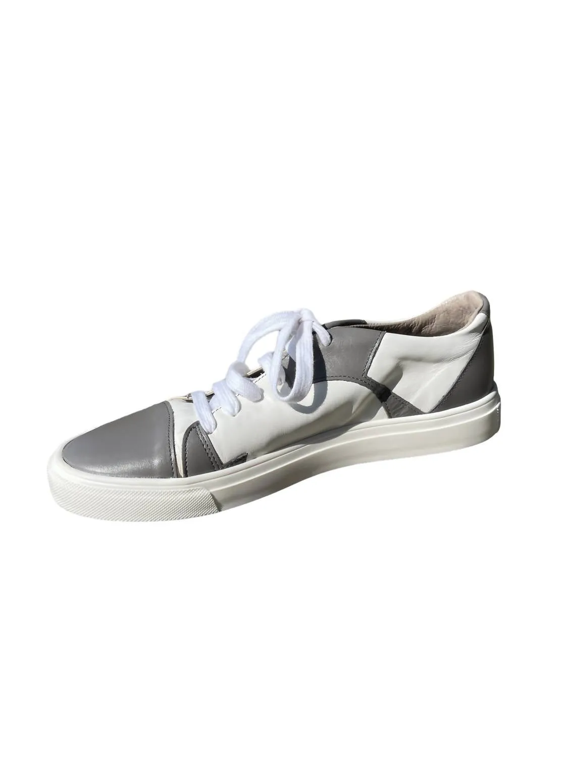 Tennis Sneakers Bueno - Women's Lia Sneaker