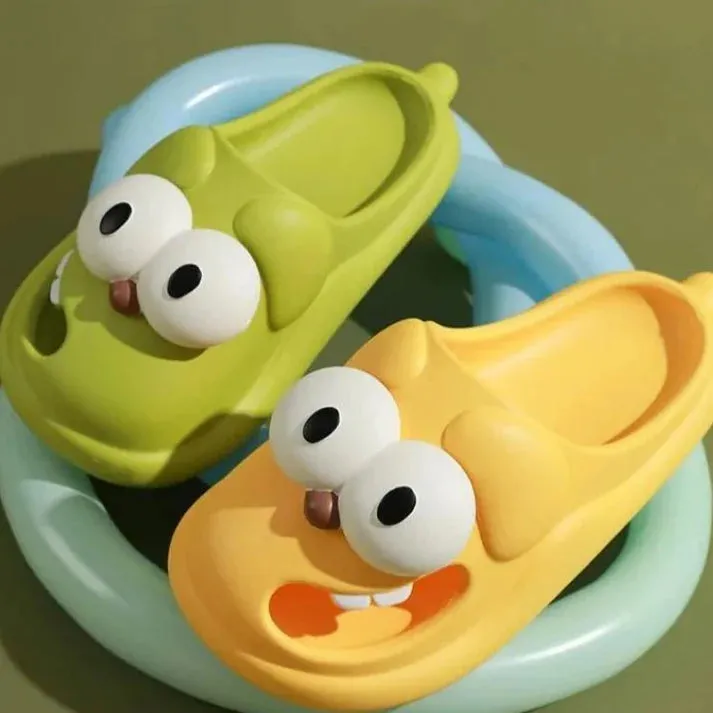 STICKY CARTOON SLIPPER Rubber Dinky Slippers