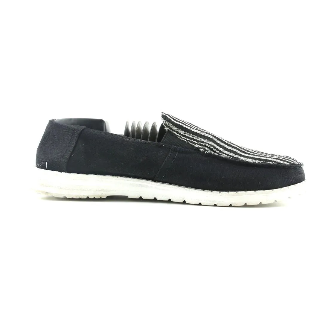 GYPSY JAZZ . Smart Casual With Shoes