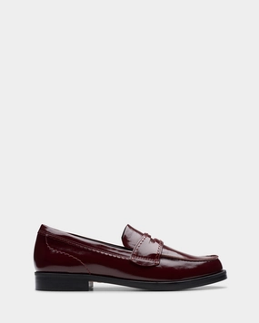 Clear Path Relaxed Comfort Straven Edge Burgundy Patent