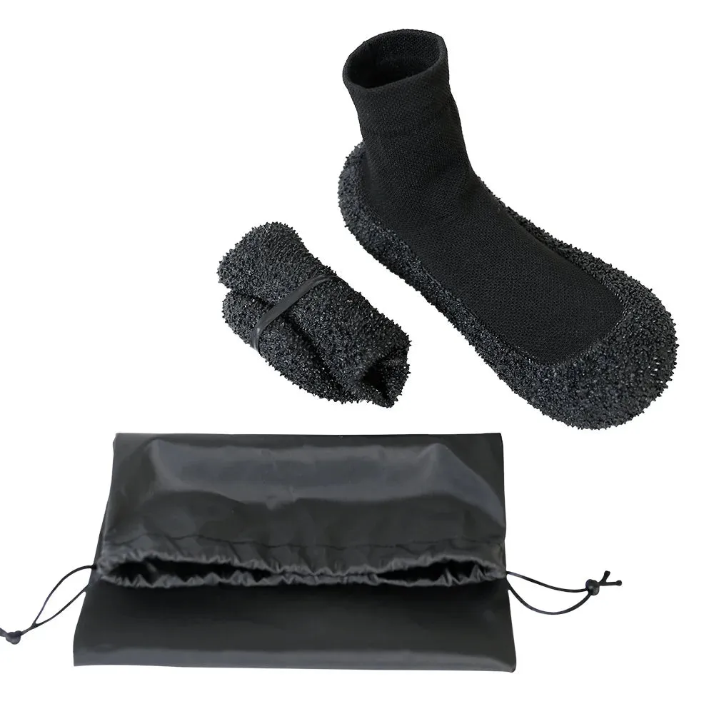 Plush Sneaker Slippers Indoor Women Shoes Parent-child Rubber Sole Floor Shoes Girls Luminous Anti-slip Shoes Women Slippers Knit Booties for Gym Yoga