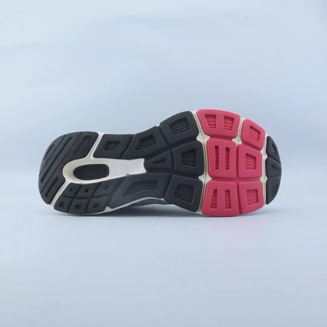 Best Running Shoe For High Arches NEW BALANCE 680V6