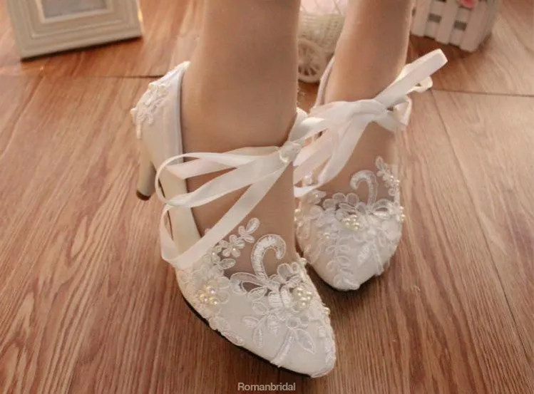 Dress Shoe Sizes Lace Pearls Pointed Toes Women Wedding Shoes With Ribbons Lace Up, S018