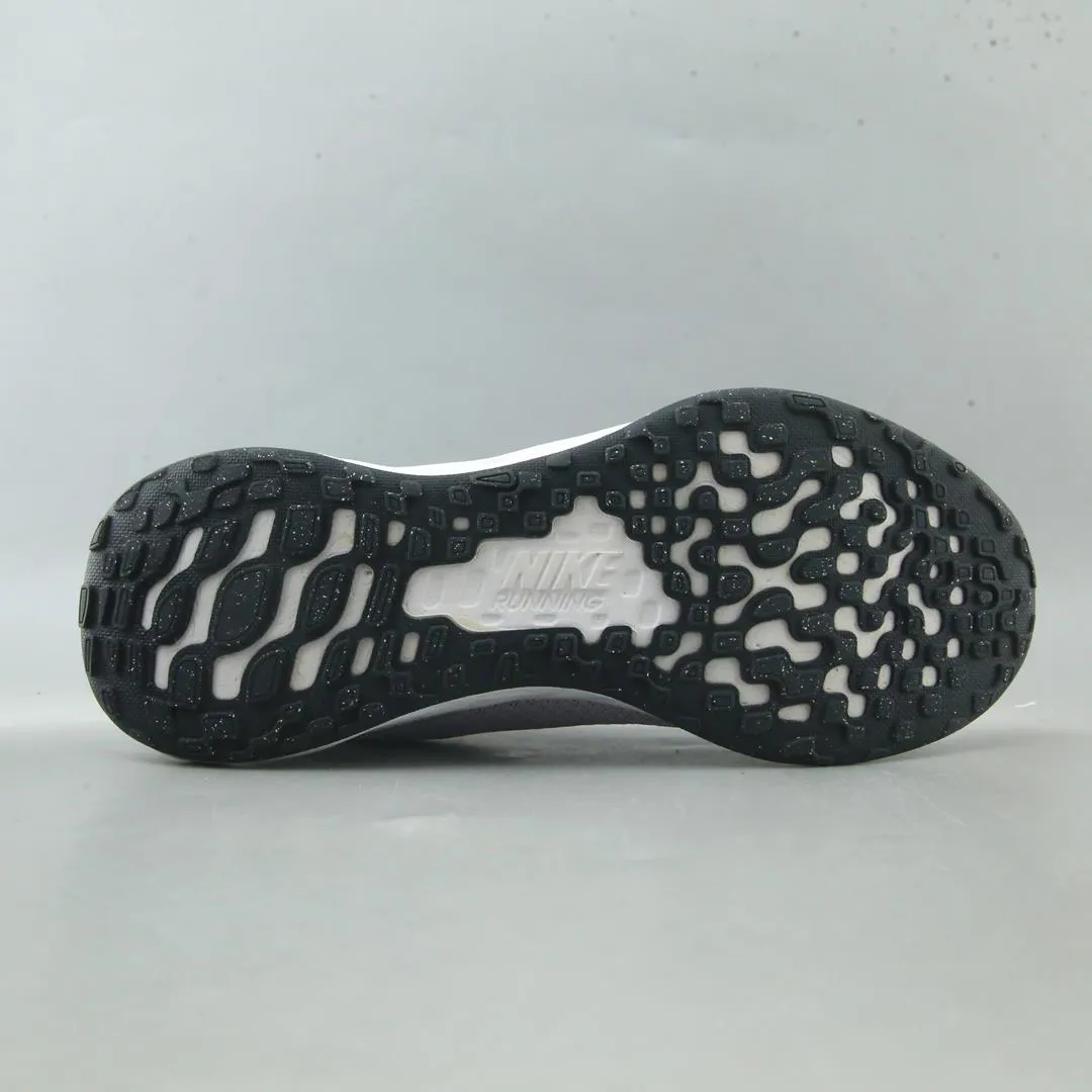 Trial Running Shoes NIKE REVOLUTION 6