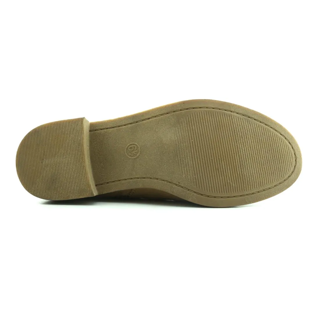 UNIVERSAL THREAD . Comfortable Casual Slip On Shoes