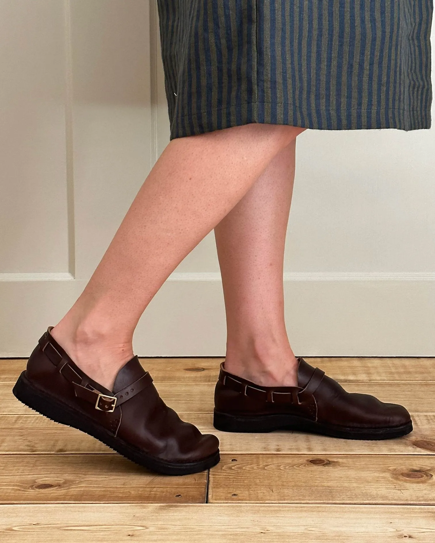 Asics Tennis Shoes Online Middle English Brown Leather Shoe