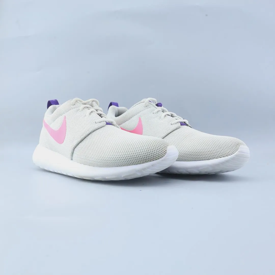 NIKE ROSHE ONE The Top Running Shoes