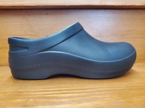 Comfort Fit Design Dansko Kaci Molded EVA black