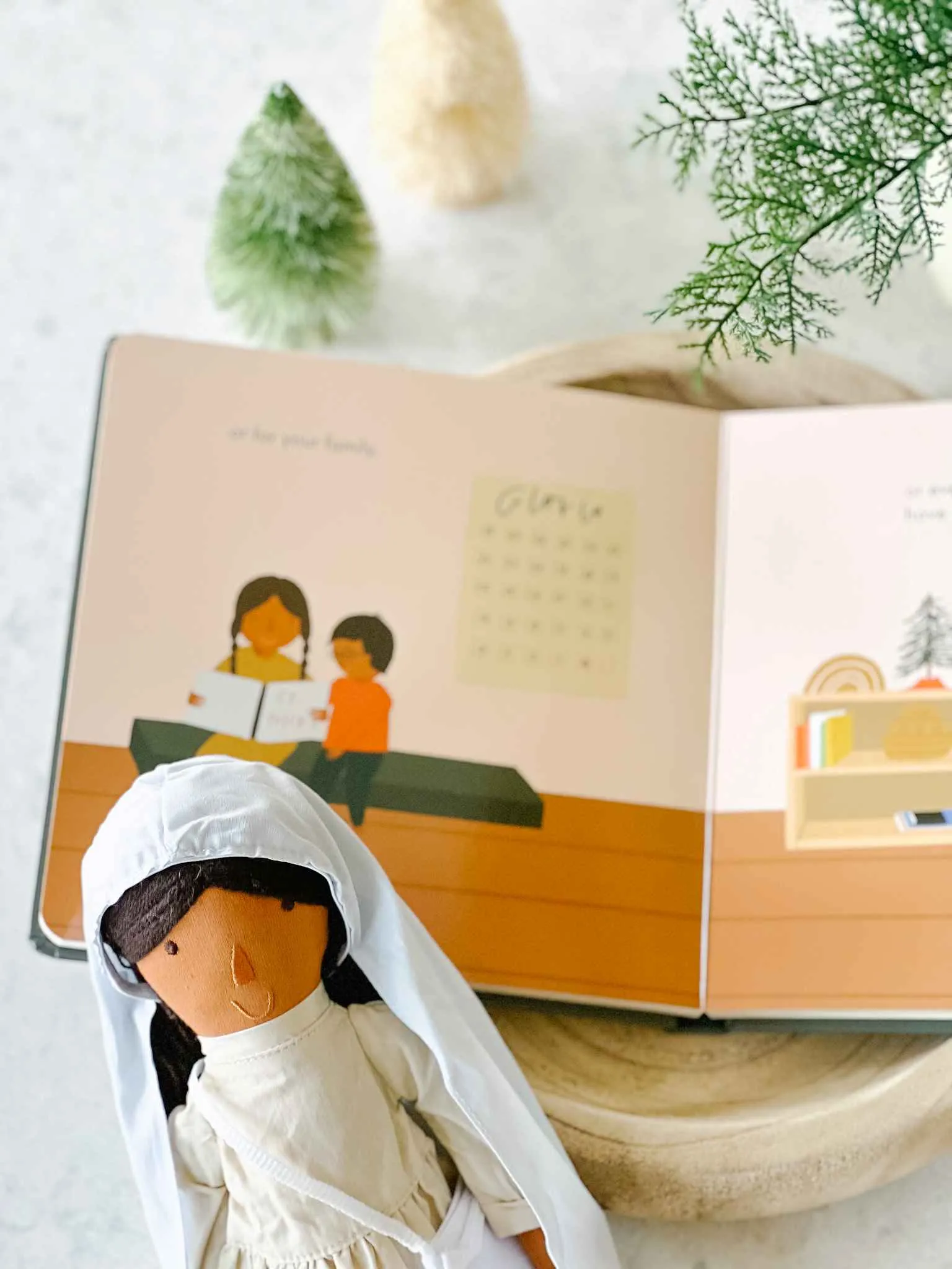 Workhog Boots Mary on the Mantel Full Set