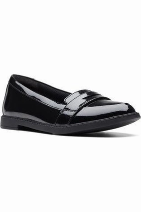 Clarks Scala Loafer Youth black patent Lace Up Style