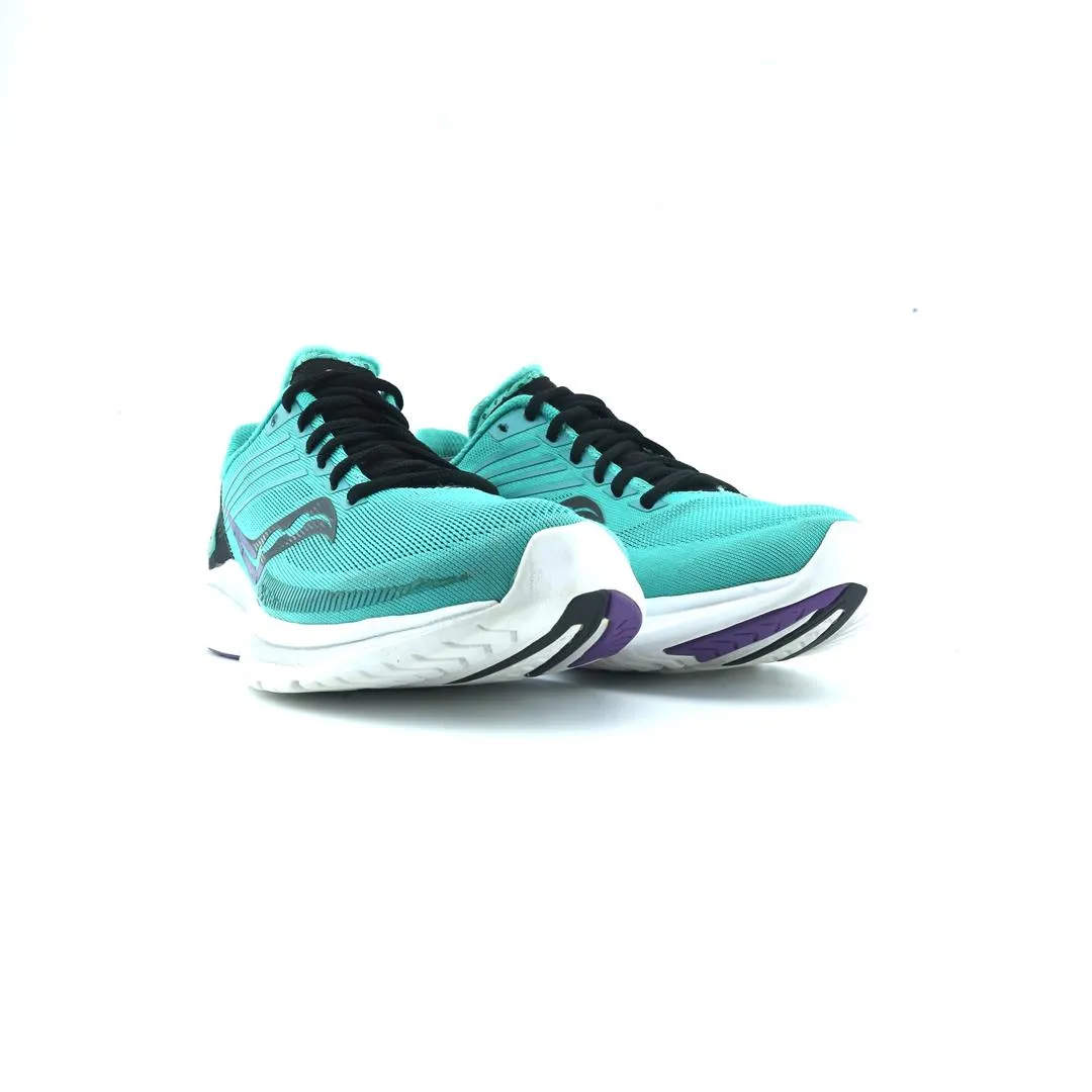 SAUCONY KINVARA 12 Running Shoes Sporting Goods