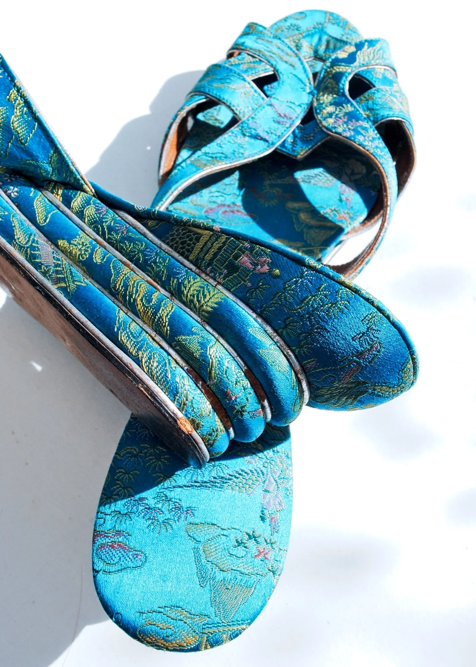 Vionic Relax Slippers Size Stunning Vintage 40s Turquoise Brocade Housecoat with Slippers