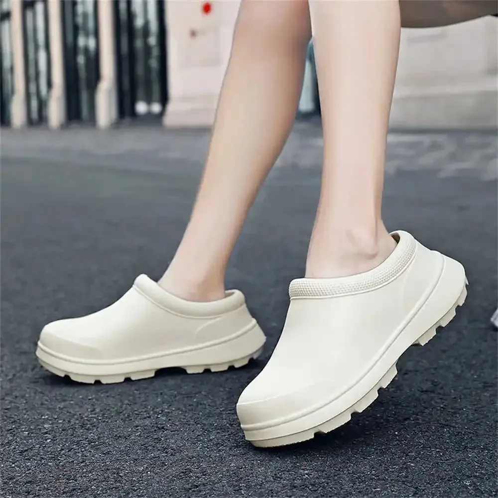 Grey Leather Tennis Shoes Bedroom Clog Running Shoes Woman Slippers Unisex Bathroom Sandal Sneakers Sports Expensive Traning Overseas High-quality
