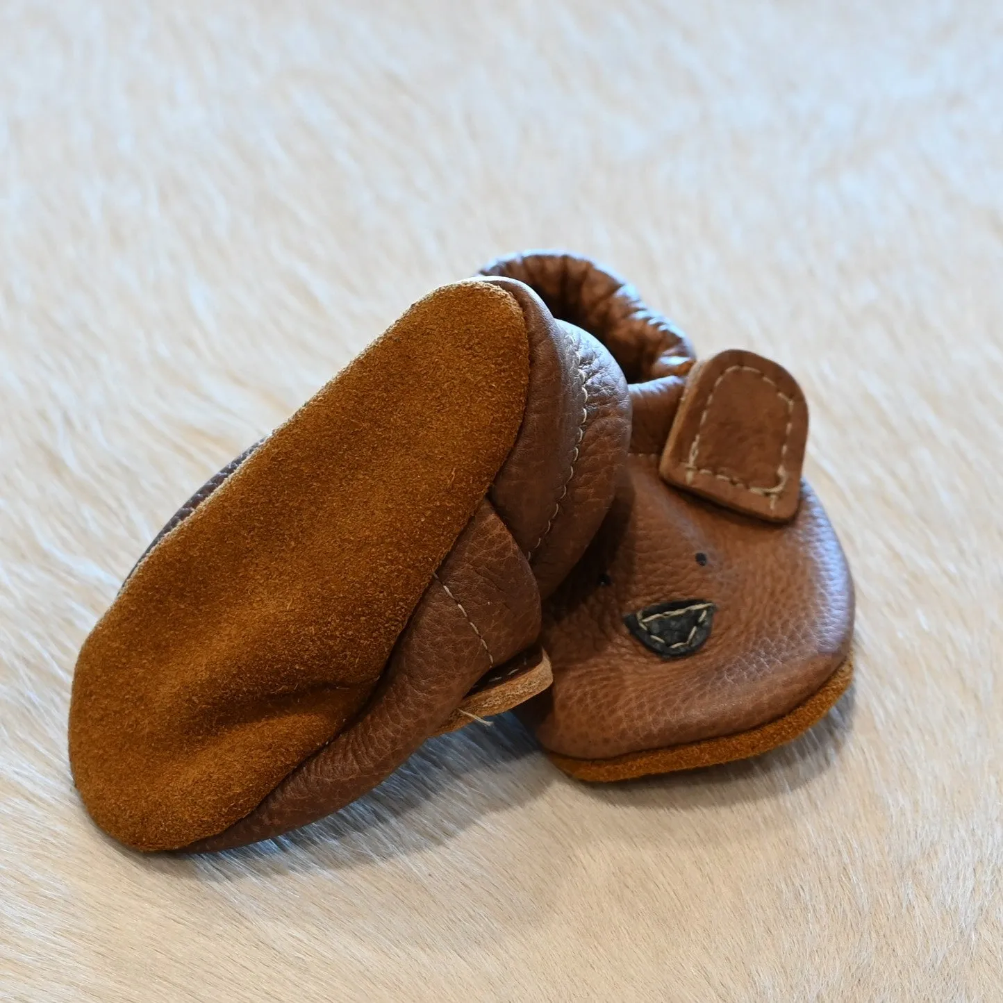 Starry Knight Russet Bear Critters Easy Crochet Slippers Pattern