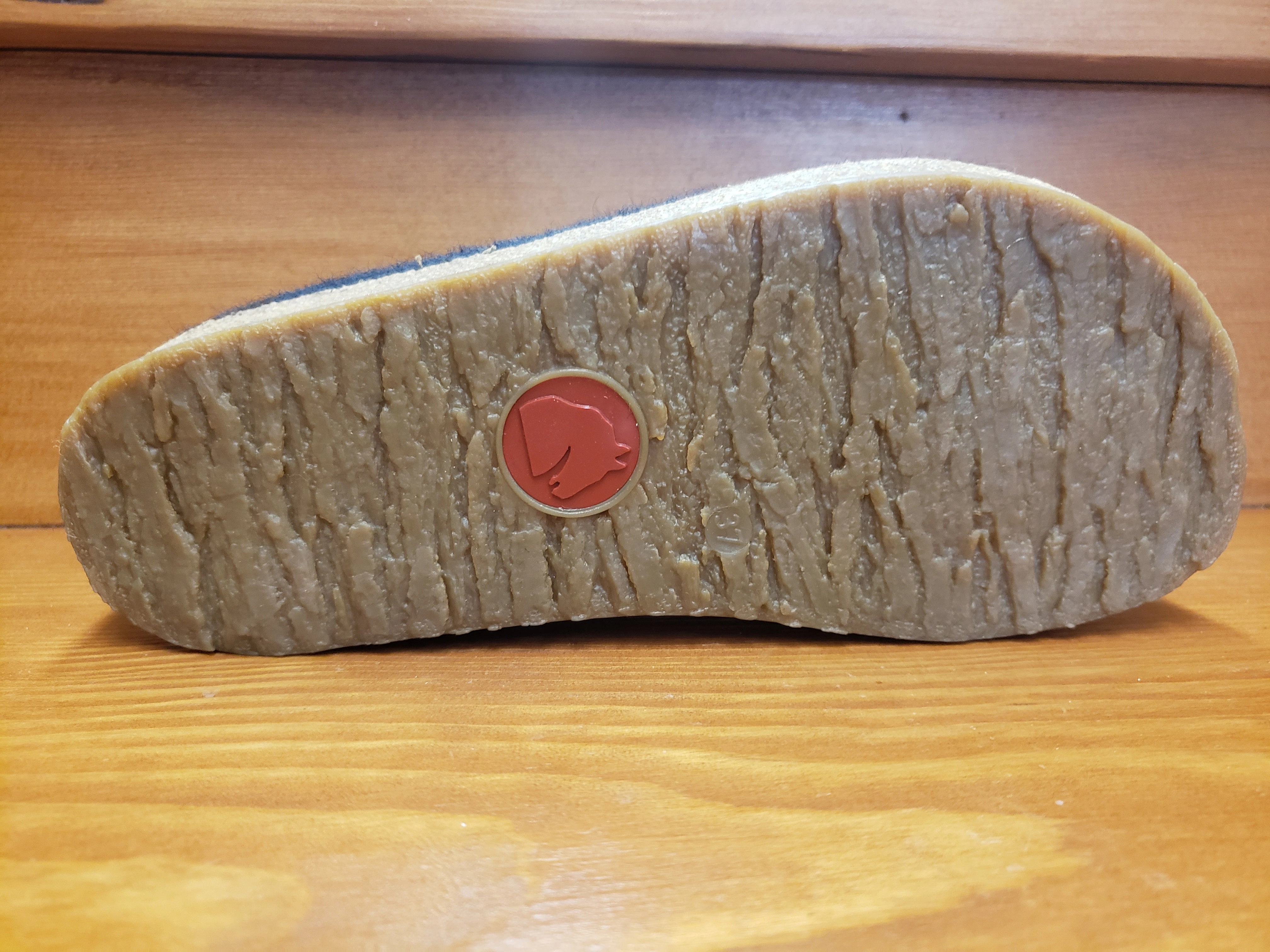 Haflinger Spirit Navy 741017-70 comfort shoes Compact Design