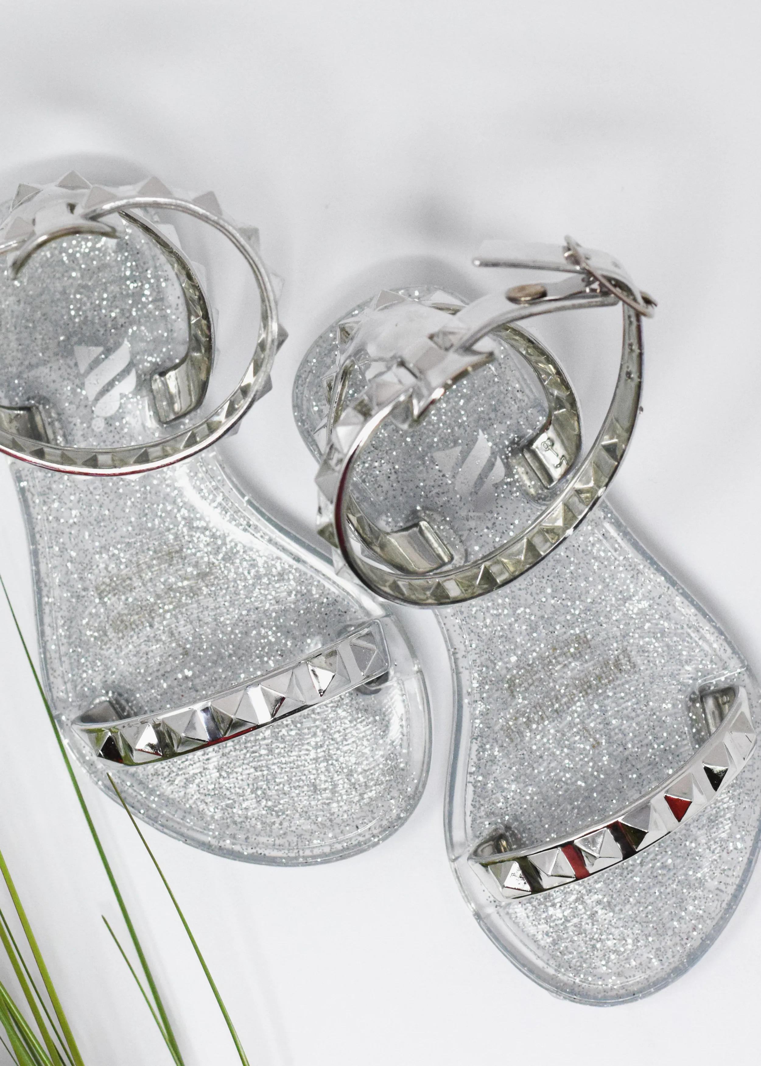 Sandals Size 8 Aria Kid's Silver Jelly Sandals