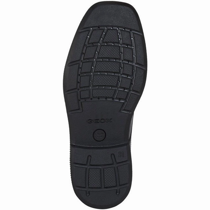 Geox Jr Federico Senior School Shoes Anti Abrasion perforated design