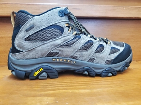 leather upper style for evening runs Merrell Moab 3 Mid GTX Walnut J035795