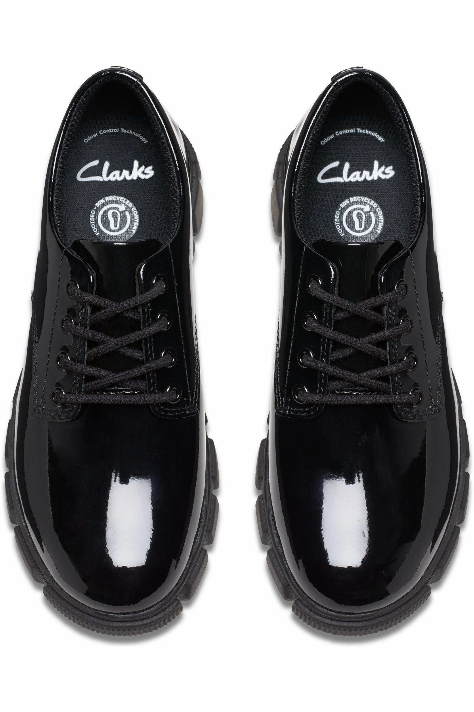 Clarks Evyn Lace Youth black patent Lightweight