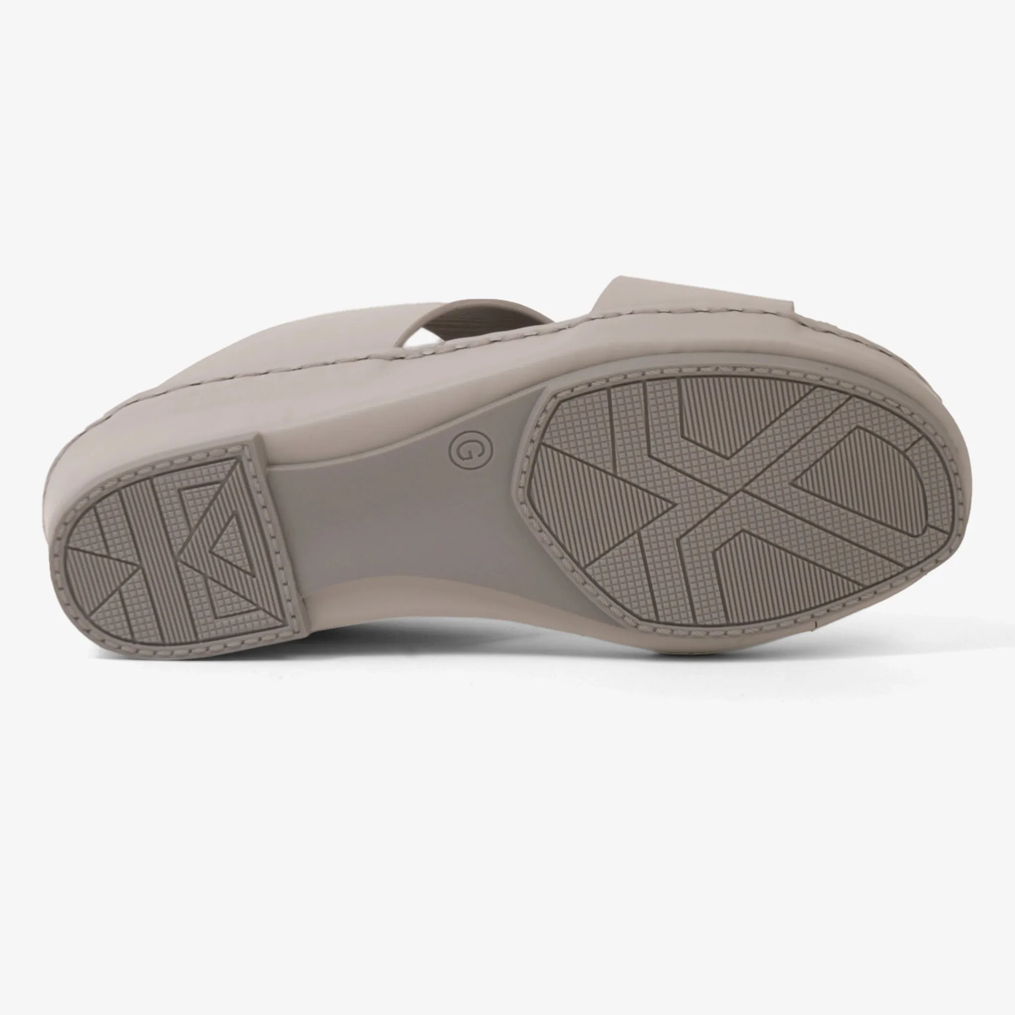 FARADA KIDS UNIQUE TEXTURED ACCENT SANDALS LIGHT GREY Sandals Leopard