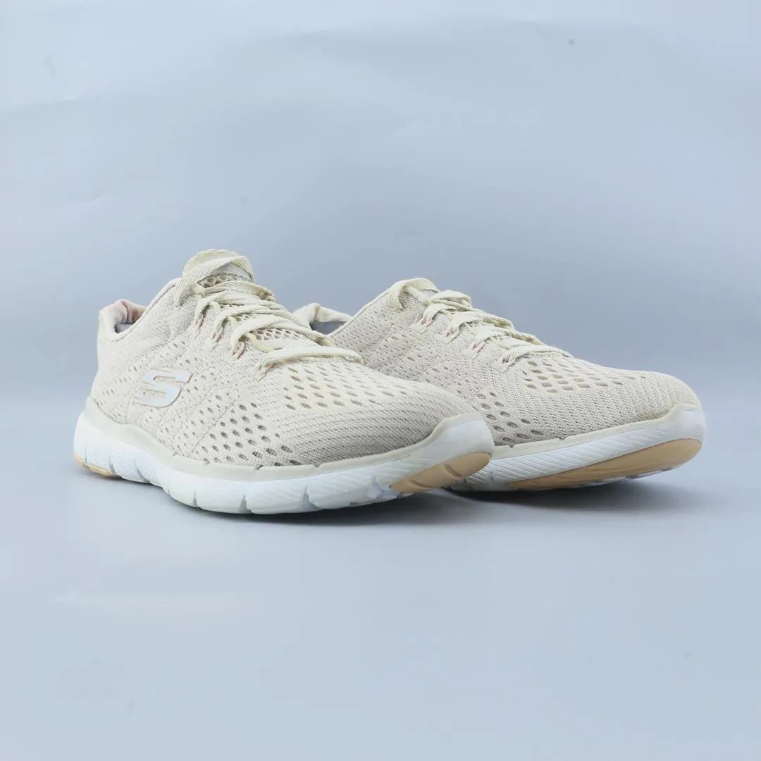 SKECHERS FLEX APPEAL 3.0 - SATELLITES Good Running Shoes Uk