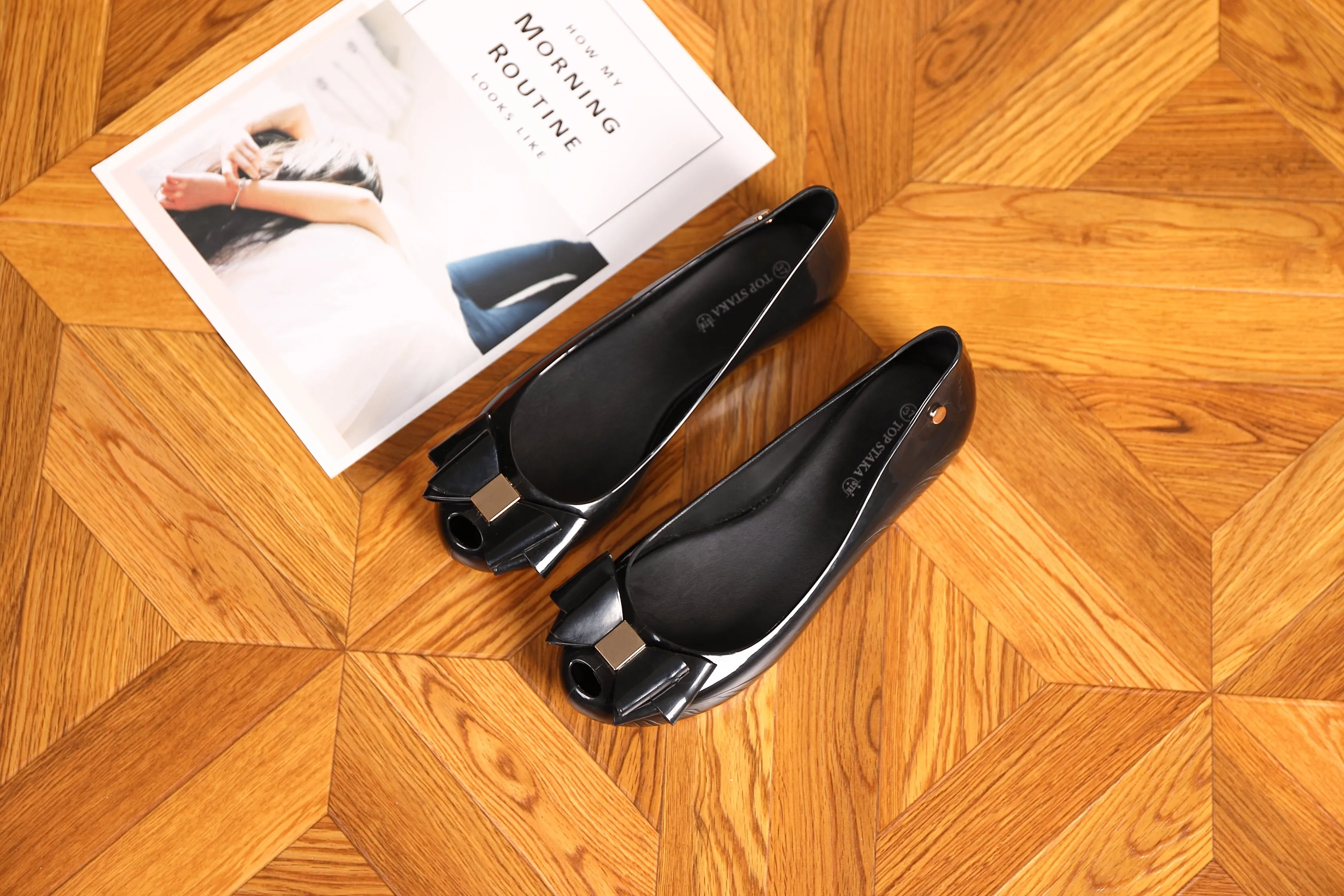 Women Flat Jelly Ballet Slip-On Peep Toe Shoes Sandal BG-552 BLACK Professional Shoes For Flat Feet