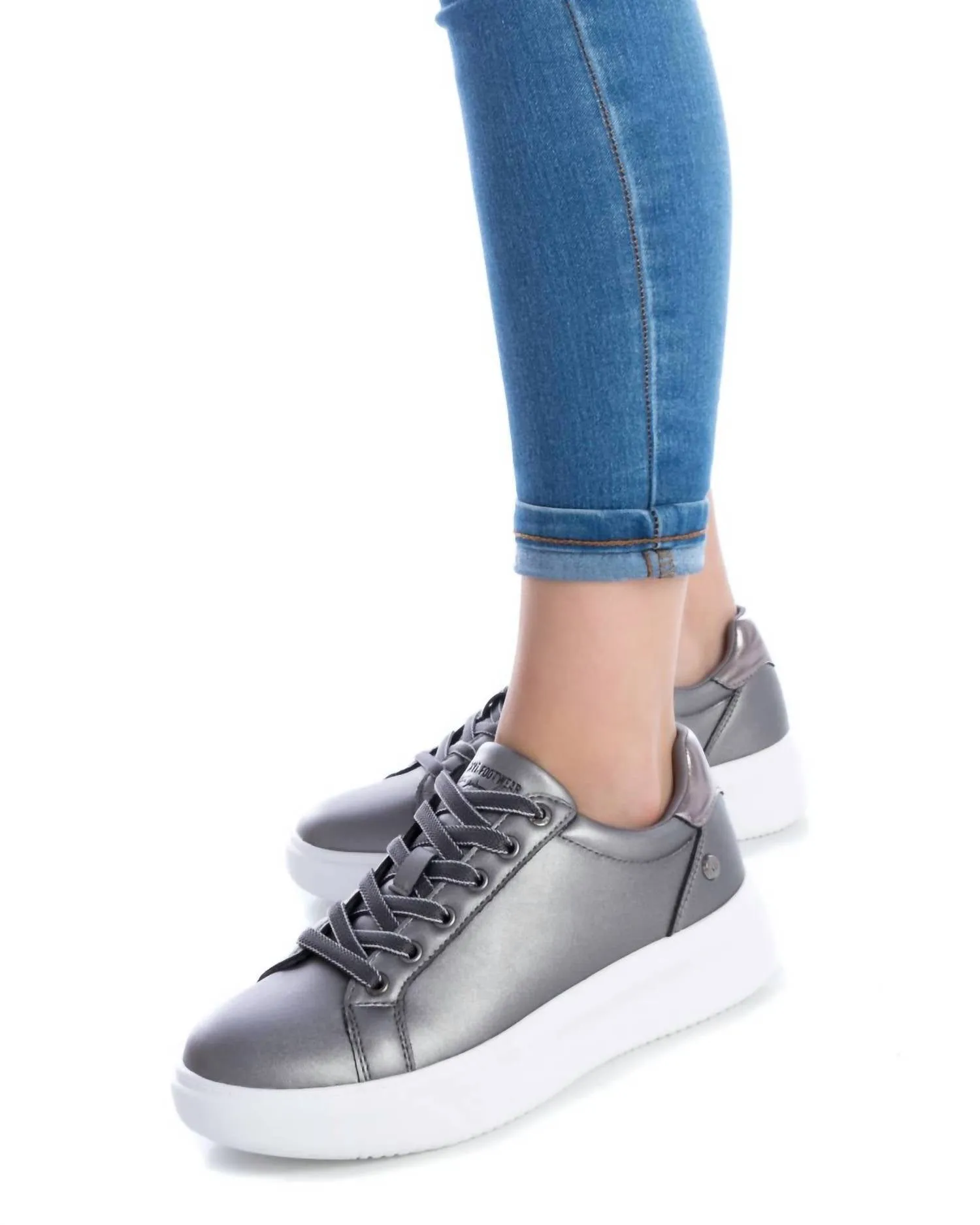 Slip On Jordan Sneakers Xti - Women's Casual Sneakers